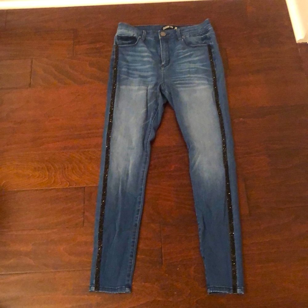 Design Lab Jeans with embellished stripes